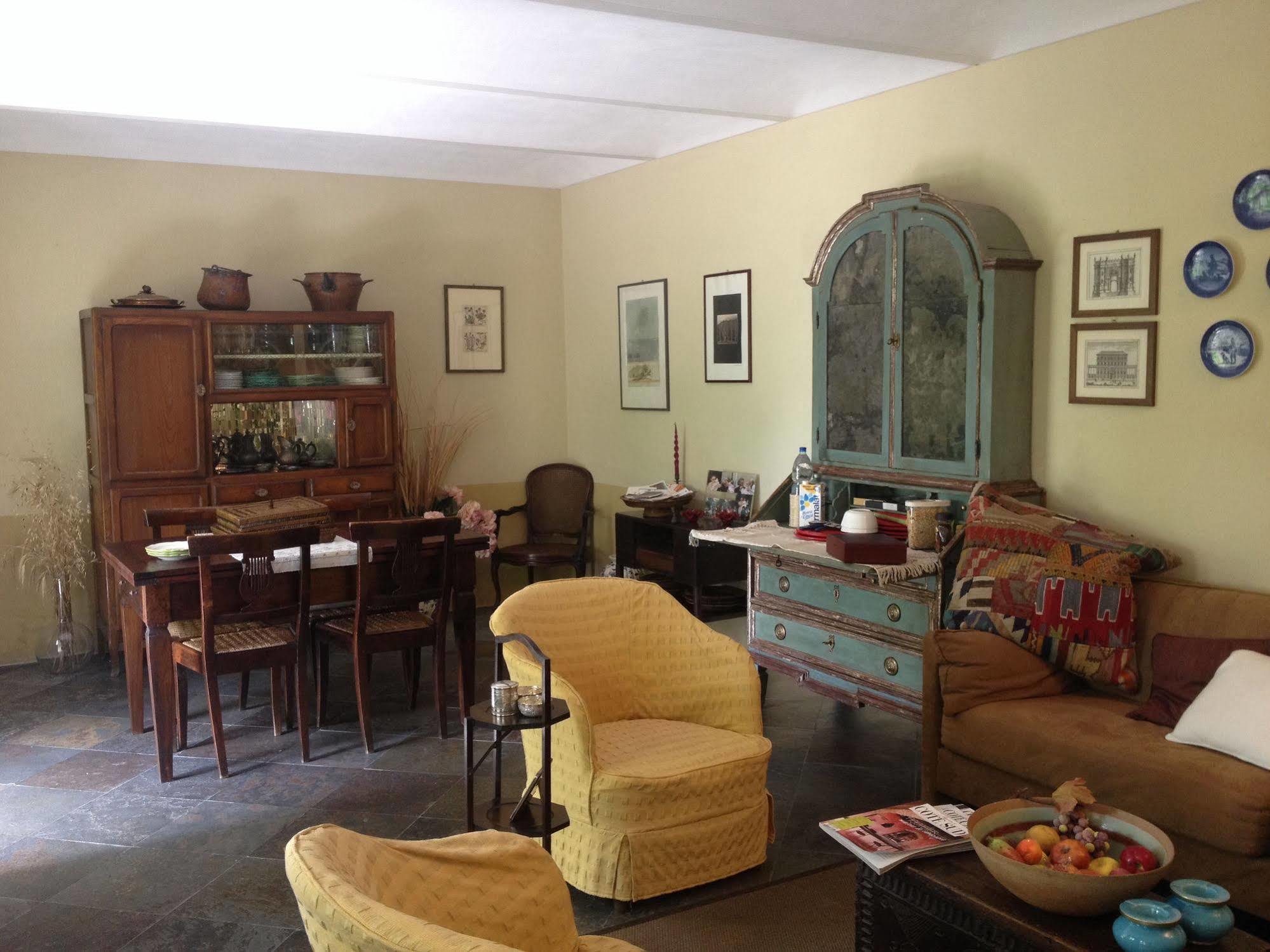 Sotto La Luna Bruna B&B 코코나토 외부 사진